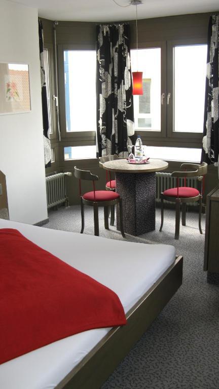 Hotel Am Schlossberg 伯布林根 客房 照片